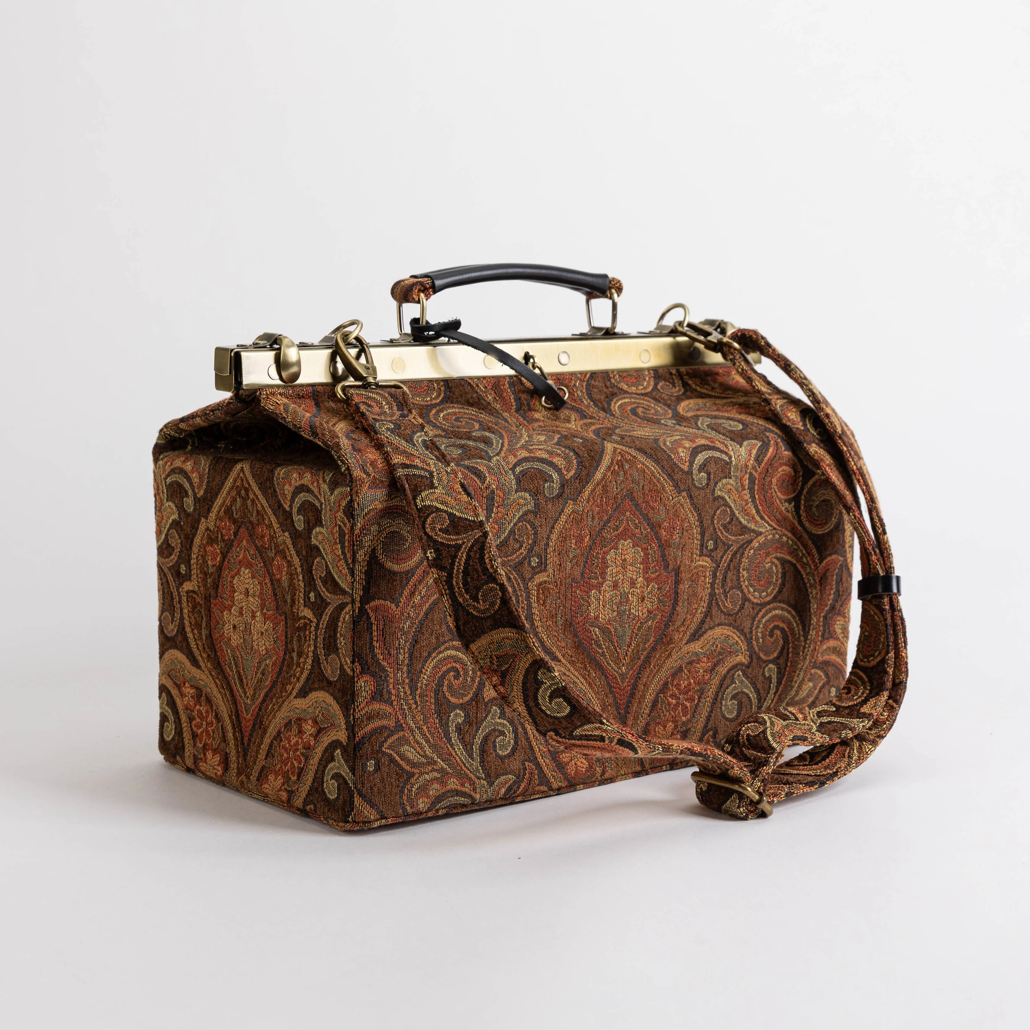 Damask D. Brown Genevieve Carpet Gladstone Bag